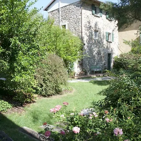 Spring Ferienhaus